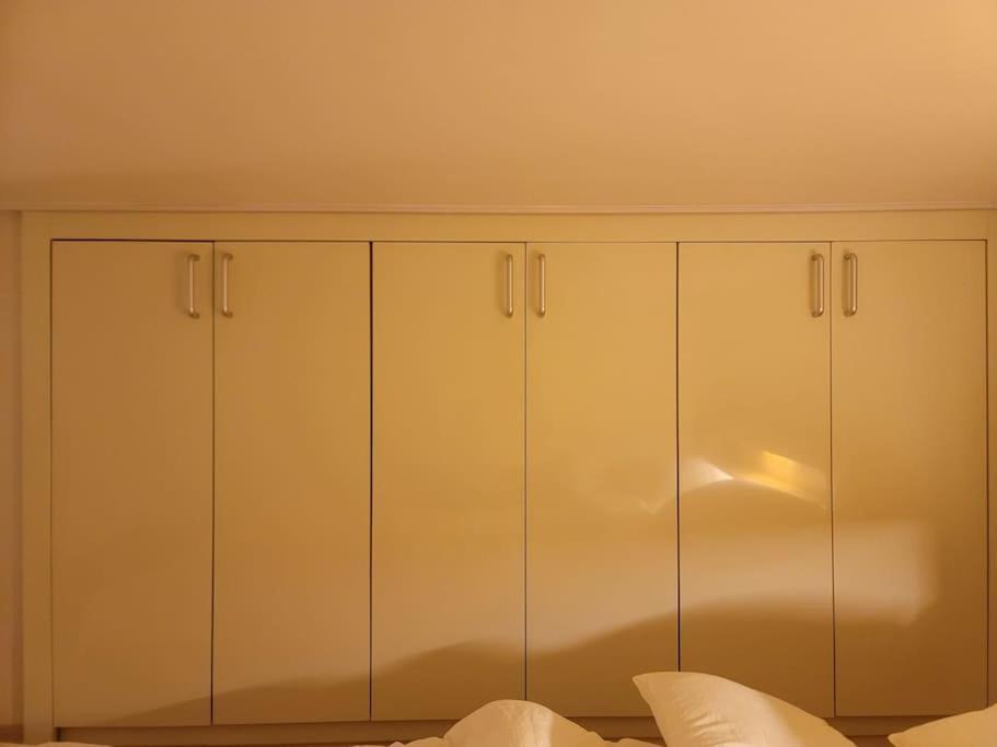 Apartemen Comfortable Duplex House With View #seokchonlakeview #lotteworld Seoul